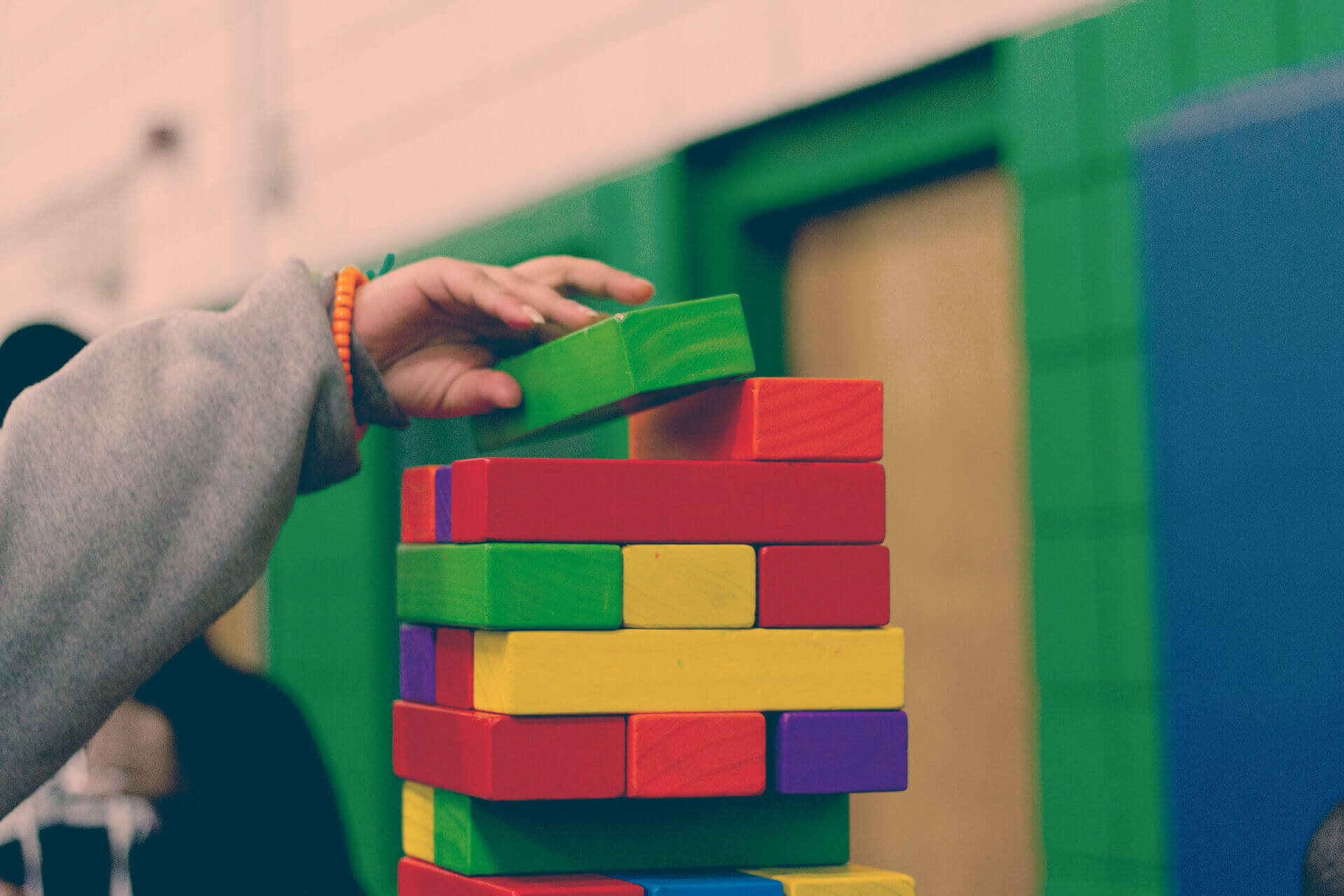 Set-up and build of a new shared service center