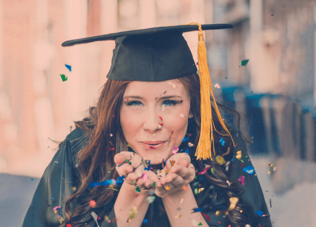 We conducted a comprehensive future exploration of the Corporate Service Provider Role. This included developing a framework to assess the scalability potential of various product and service categories based on efficiency and quality criteria.